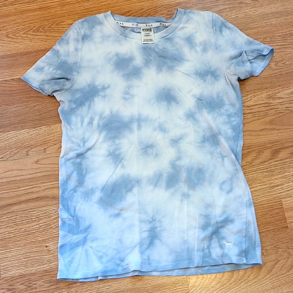 VS PINK tiedye tshirt